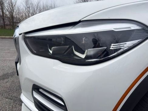 Used 2019 BMW X5 xDrive40i w/ Convenience Package AWD/4WD image 9