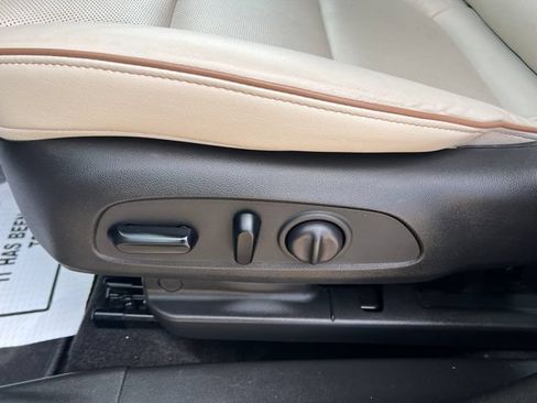 Certified 2024 Buick Encore GX Avenir w/ Avenir Convenience Package AWD/4WD image 12