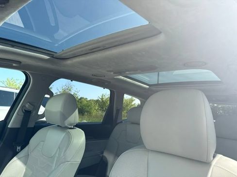 Used 2021 Kia Telluride SX w/ SX Prestige Package AWD/4WD image 18