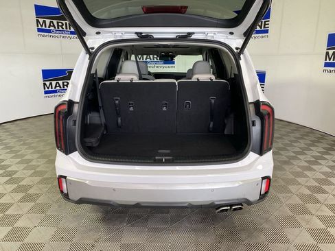Used 2024 Kia Telluride EX w/ EX Captain's Chair Package FWD image 32