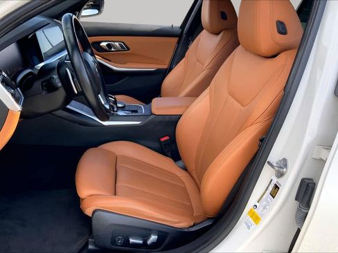 Used 2022 BMW 330i Sedan w/ Premium Package 2 RWD image 8