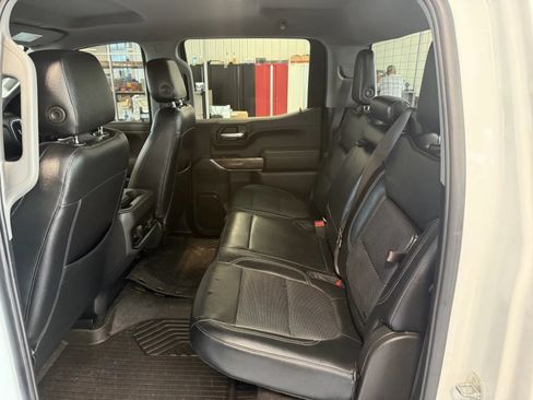 Used 2022 Chevrolet Silverado 1500 LT Trail Boss w/ LPO, Dark Essentials Package AWD/4WD image 14