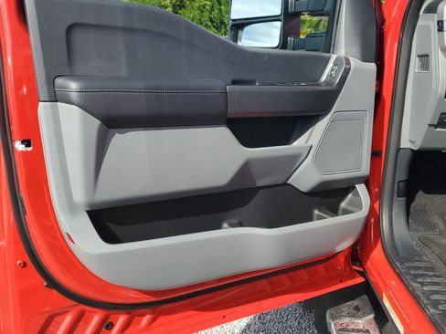 New 2026 Ford F450 XLT w/ 360-Degree Camera Package image 15