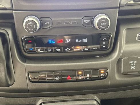 Used 2025 RAM ProMaster 3500 w/ Safety Group FWD image 14