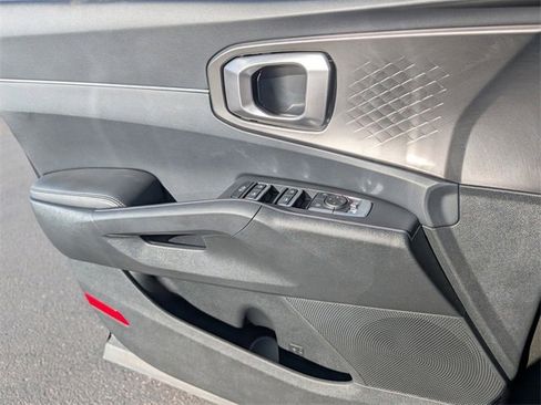 Used 2025 Kia Sorento EX image 19