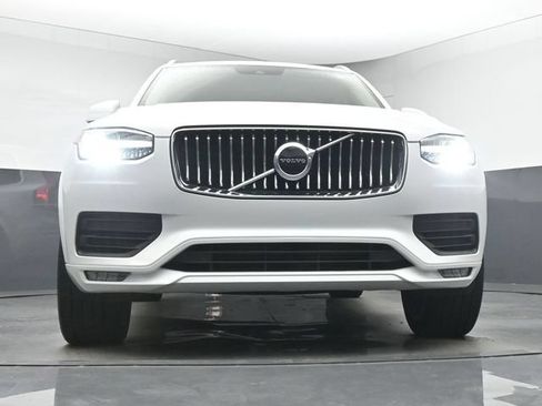 Used 2020 Volvo XC90 T6 Momentum w/ Protection Package Premier AWD/4WD image 37