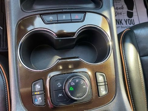 Used 2023 GMC Acadia AT4 w/ Technology Package AWD/4WD image 34