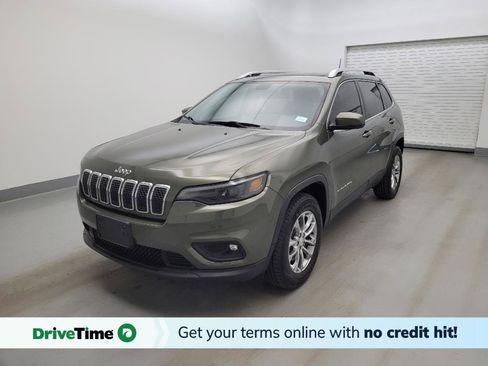 Used 2019 Jeep Cherokee Latitude Plus w/ Comfort/Convenience Group AWD/4WD image 1