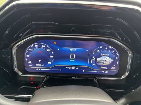 Used 2022 Chevrolet Silverado 1500 LT w/ Protection Package image 12