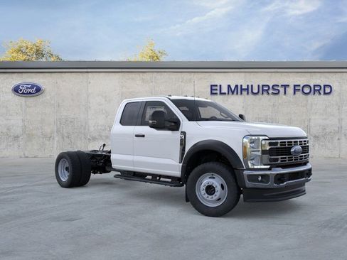New 2025 Ford F450 XL w/ XL Chrome Package image 7