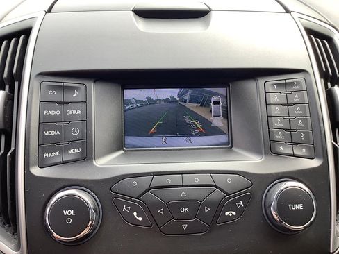 Used 2016 Ford Edge SEL AWD/4WD image 13
