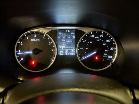 Used 2021 Nissan Kicks S image 13