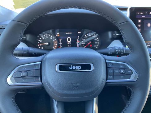 New 2026 Jeep Compass Limited image 11