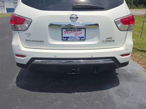 Used 2014 Nissan Pathfinder Platinum w/ Platinum Premium Package AWD/4WD image 4