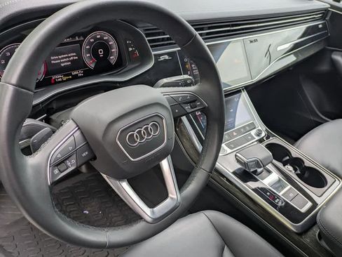 Used 2023 Audi Q7 2.0T Premium w/ Convenience Package AWD/4WD image 9