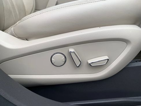 Used 2018 Lincoln MKX Reserve w/ Driver Assistance Package image 28