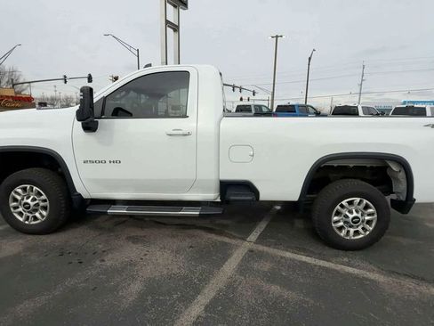 Used 2024 Chevrolet Silverado 2500 LT image 5
