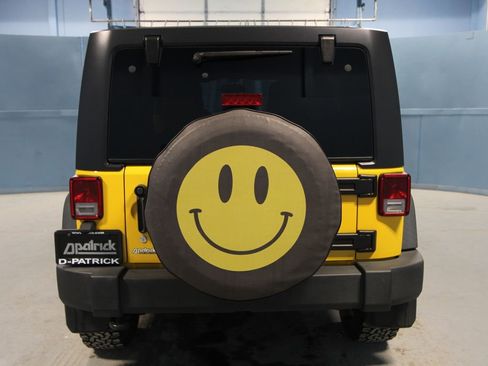 Used 2015 Jeep Wrangler Unlimited Sport w/ Quick Order Package 24S image 23