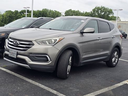 Used 2018 Hyundai Santa Fe Sport AWD/4WD image 3
