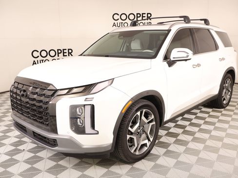Used 2023 Hyundai Palisade Limited FWD image 11