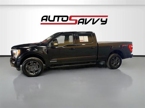 Used 2023 Ford F150 Lariat w/ Max Trailer Tow Package image 4