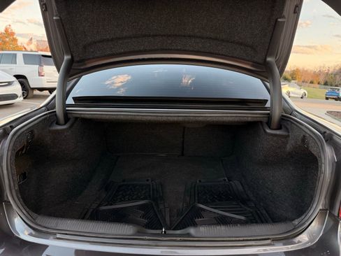 Used 2018 Dodge Charger SXT w/ Blacktop Package image 36