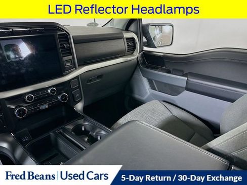 Certified 2022 Ford F150 XLT w/ Equipment Group 302A High image 27