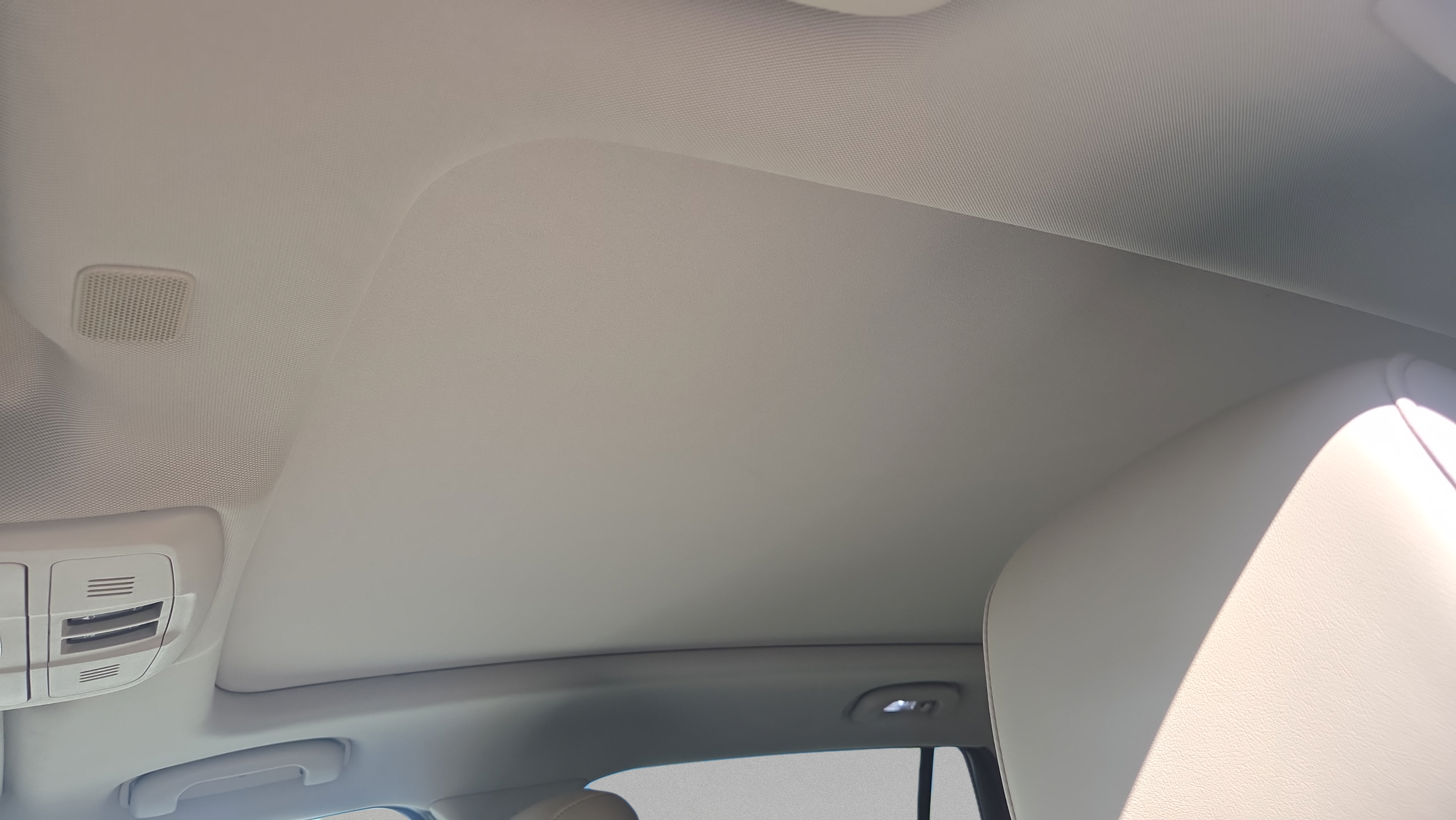 Used 2020 Buick Envision Premium AWD/4WD image 22