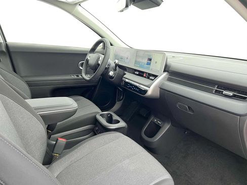 New 2024 Hyundai Ioniq 5 SEL image 15