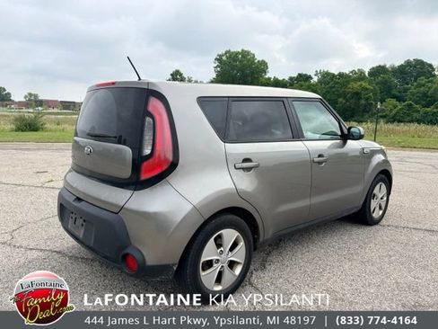 Used 2016 Kia Soul FWD image 5