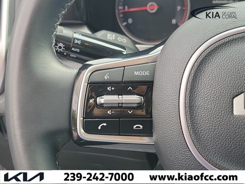 Certified 2023 Kia Sorento S FWD image 23