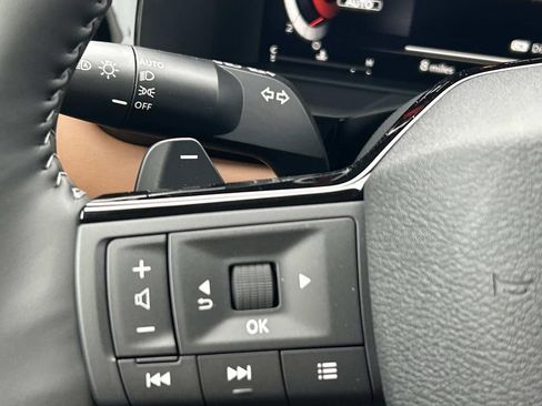 New 2026 Nissan Pathfinder Platinum AWD/4WD image 28