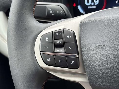 New 2026 Ford Explorer Active w/ Active Comfort Package RWD image 25
