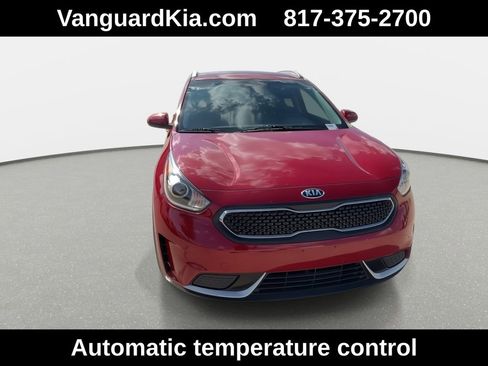 Used 2018 Kia Niro LX FWD image 3