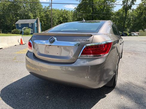 Used 2012 Buick LaCrosse Premium FWD image 13