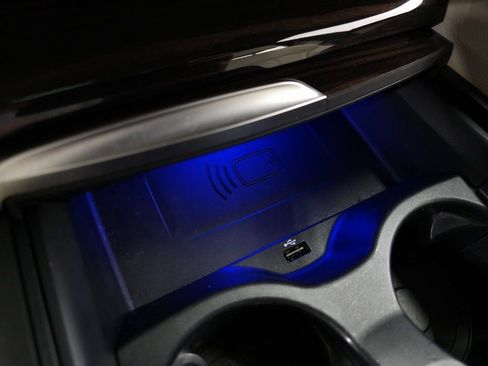 Used 2021 BMW 540i xDrive w/ M Sport Package image 30