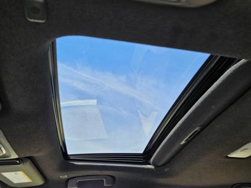 Used 2024 Toyota Corolla SE w/ SE Package image 30