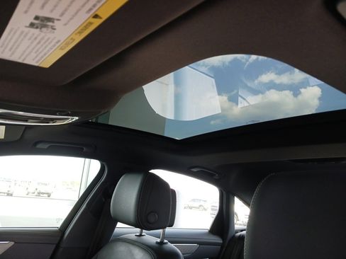 Used 2024 Audi A6 Premium Plus image 24