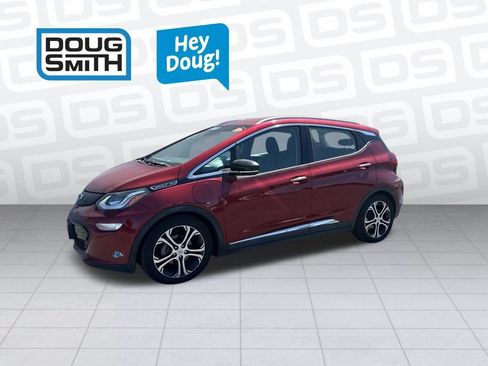 Used 2020 Chevrolet Bolt Premier w/ Infotainment Package FWD image 1