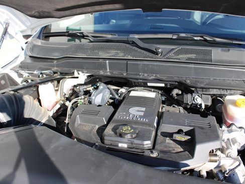 Used 2024 RAM 2500 Laramie w/ Safety Group image 4