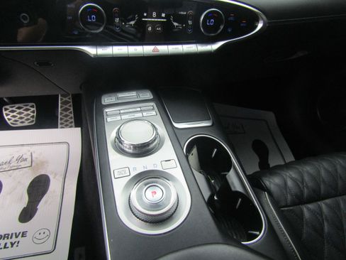 Used 2022 Genesis GV70 3.5T Sport w/ Sport Advanced Package image 13