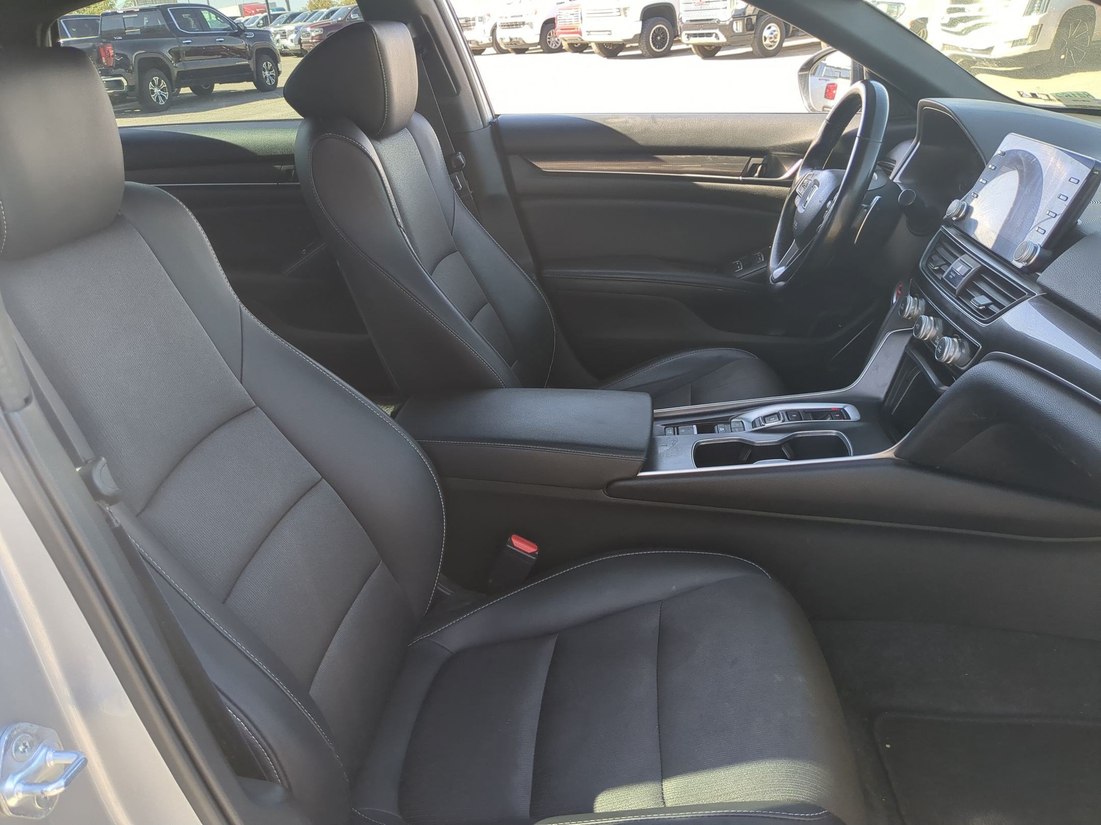 Used 2022 Honda Accord Sport image 31
