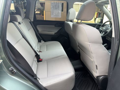 Used 2018 Subaru Forester 2.5i Premium w/ All-Weather Package AWD/4WD image 14