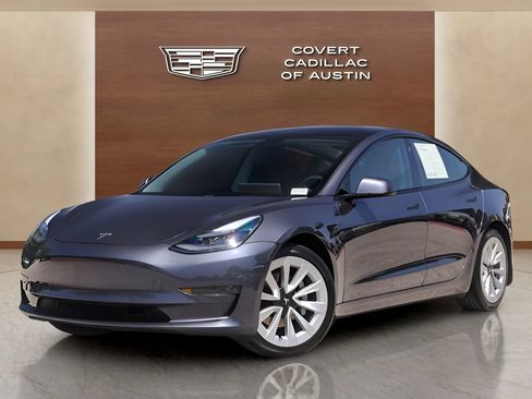 Used 2021 Tesla Model 3 Standard Range Plus RWD image 1