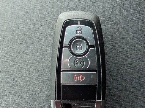 Used 2024 Ford Bronco Outer Banks image 28