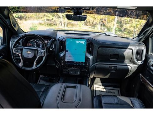 Used 2021 Chevrolet Silverado 2500 High Country w/ Z71 Off-Road Package image 23