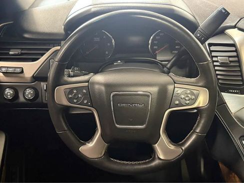 Used 2016 GMC Yukon Denali w/ Open Road Package AWD/4WD image 18