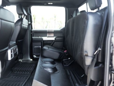 Used 2022 Ford F250 Lariat w/ Lariat Ultimate Package AWD/4WD image 37