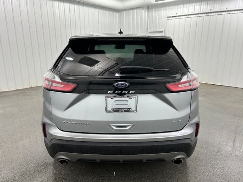 Used 2022 Ford Edge Titanium AWD/4WD image 26