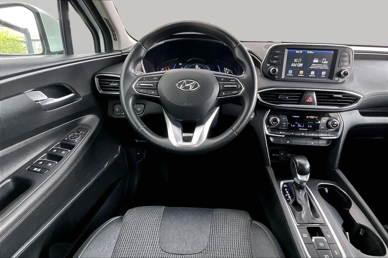 Used 2020 Hyundai Santa Fe SEL w/ Convenience Package FWD image 11